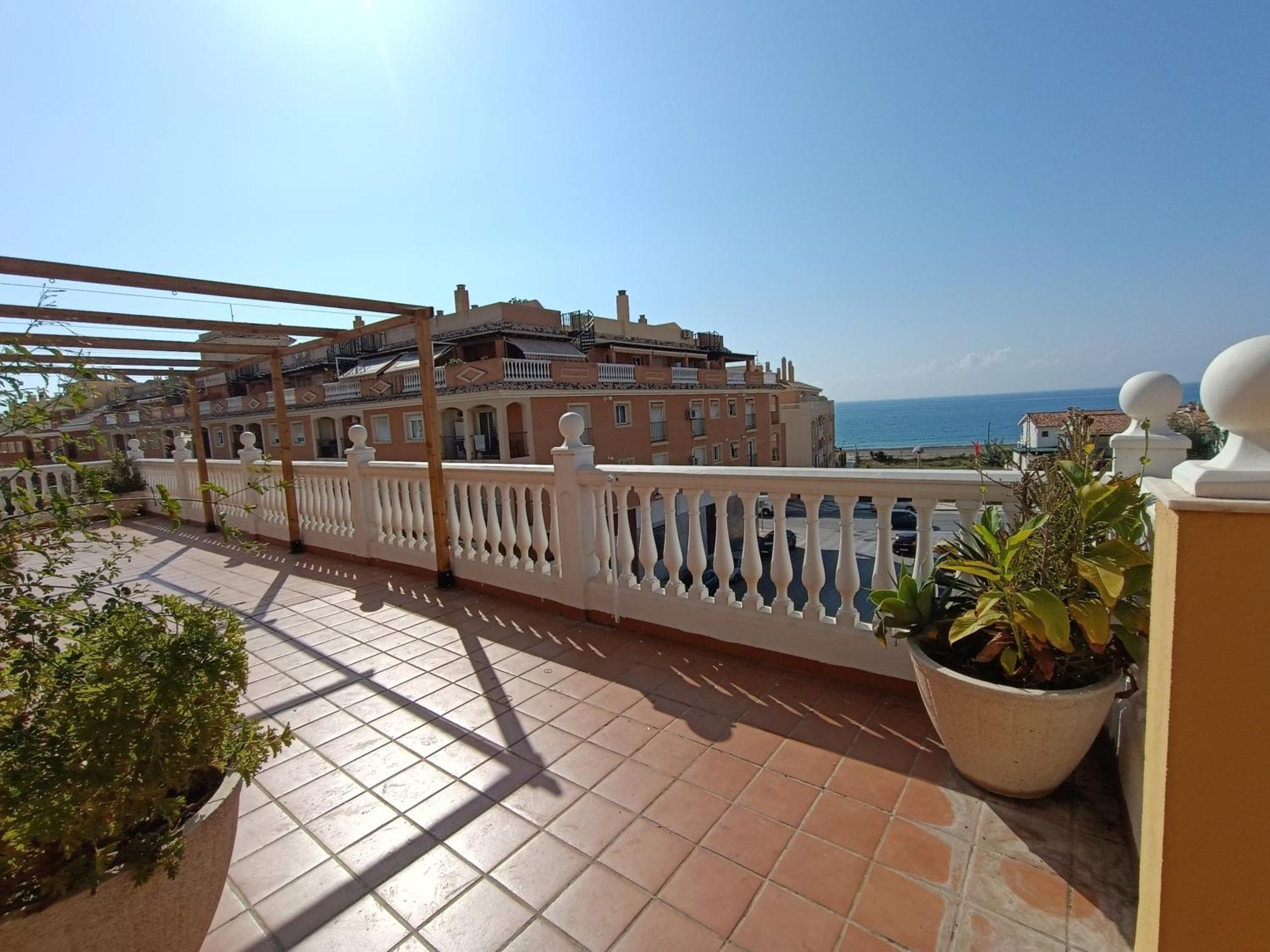 Lovely Penthouse In Front Of The Beach With Free Parking Málaga Extérieur photo