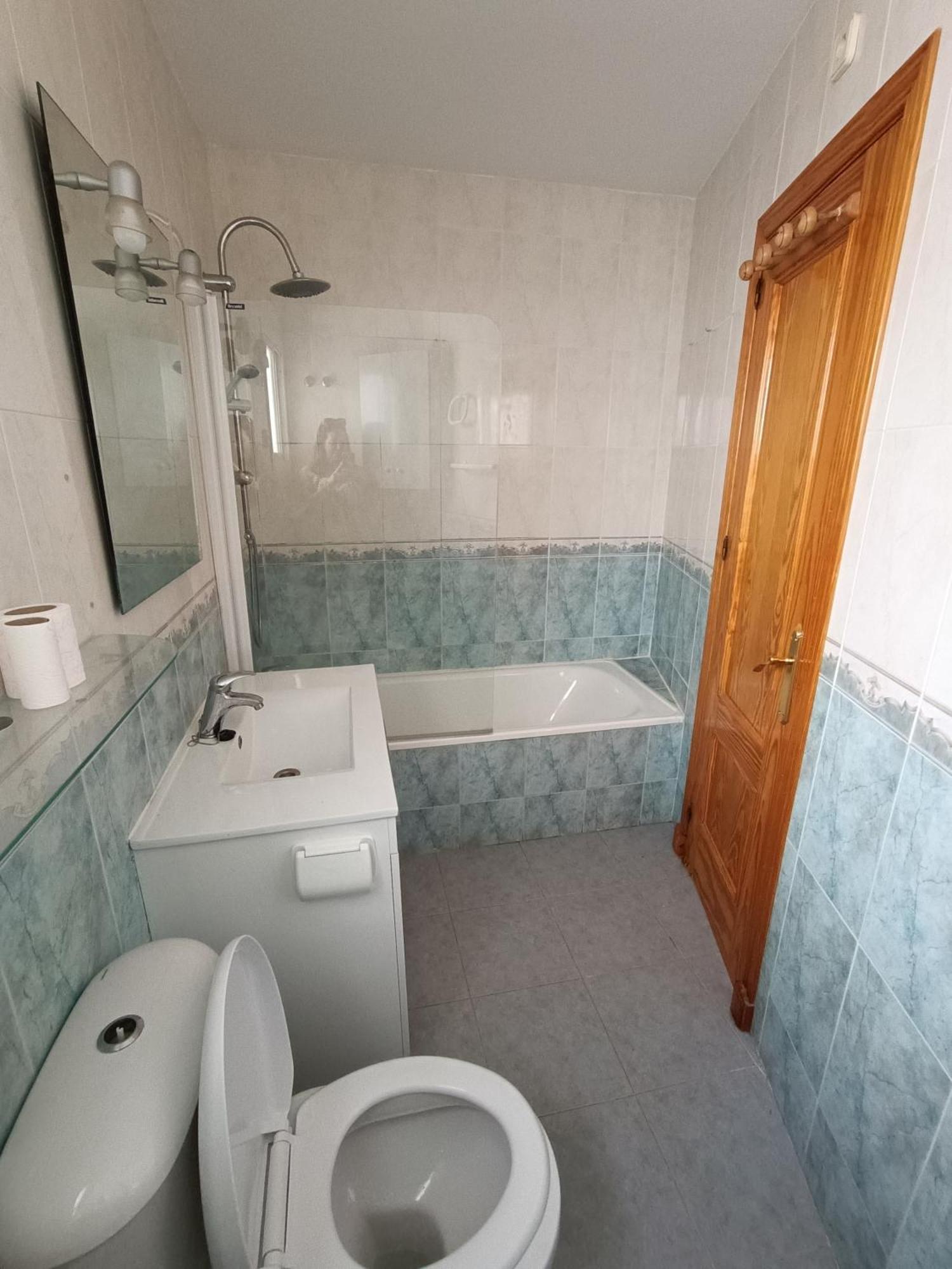 Lovely Penthouse In Front Of The Beach With Free Parking Málaga Extérieur photo